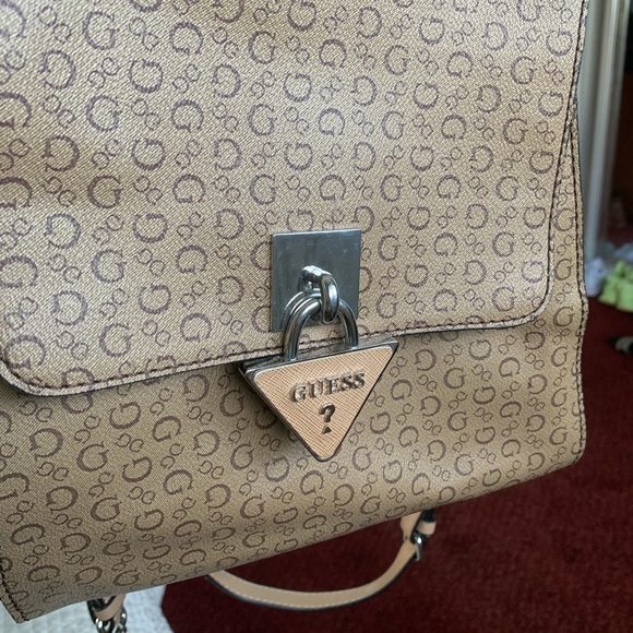 Guess backpack - Picture 2 of 6